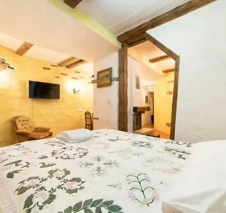 Rustic-style Studio * Tallinn